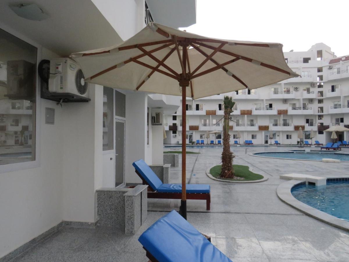 Apartments Near Dolce Vita - Redsealine Gurdaka Kültér fotó