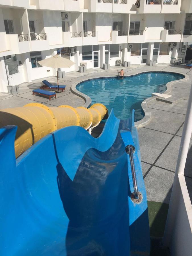 Apartments Near Dolce Vita - Redsealine Gurdaka Kültér fotó